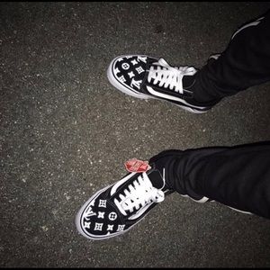 Meet your Posher, Corey